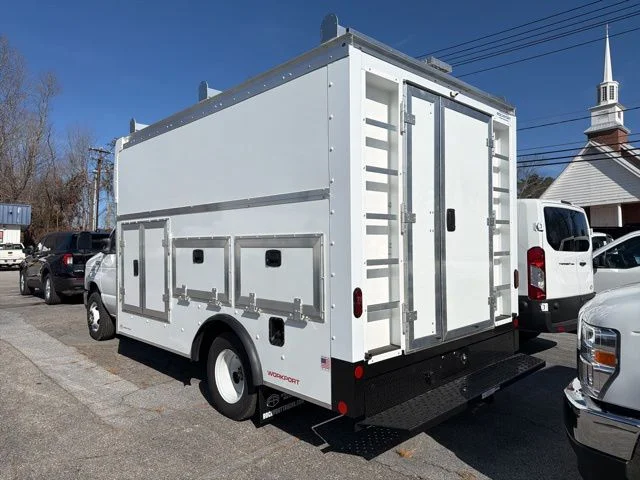 New 2026 White Ford Base image 25