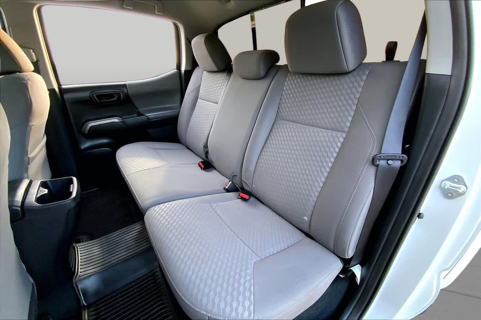 Used 2023 Ice Cap Toyota SR5 image 20