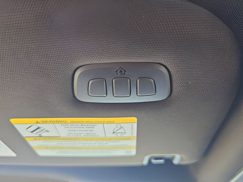 New 2026 Star White Metallic Tri-Coat Ford F-250® King Ranch® image 28