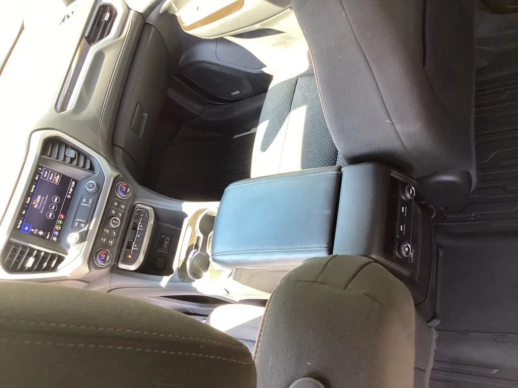 Used 2020 QUICKSILVER METALLIC GMC AT4 image 18