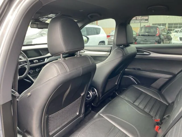 2018 Alfa Romeo Stelvio Ti Sport - Photo 18