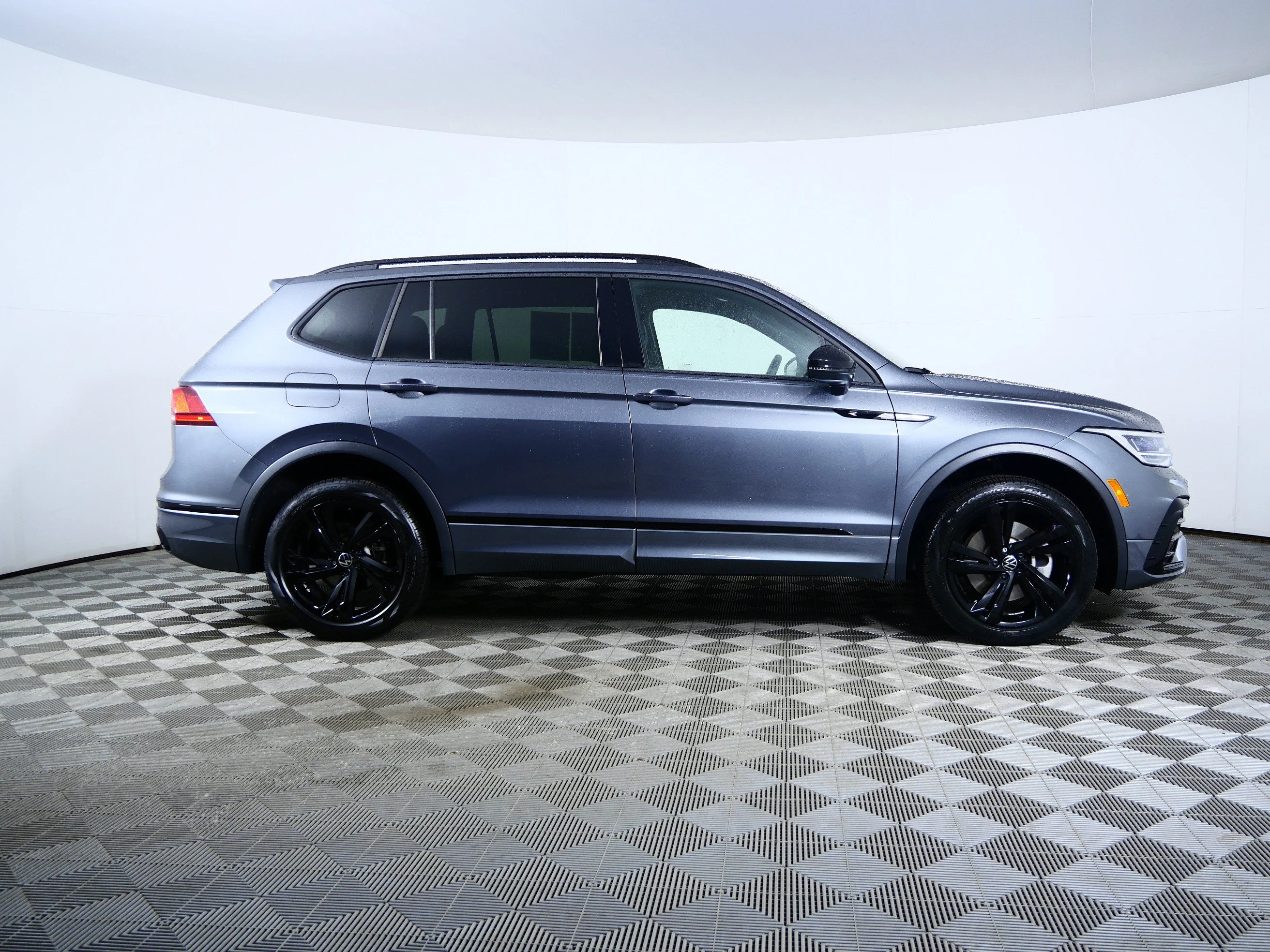 Certified Used 2024 Gray Volkswagen SE R-Line Black image 8