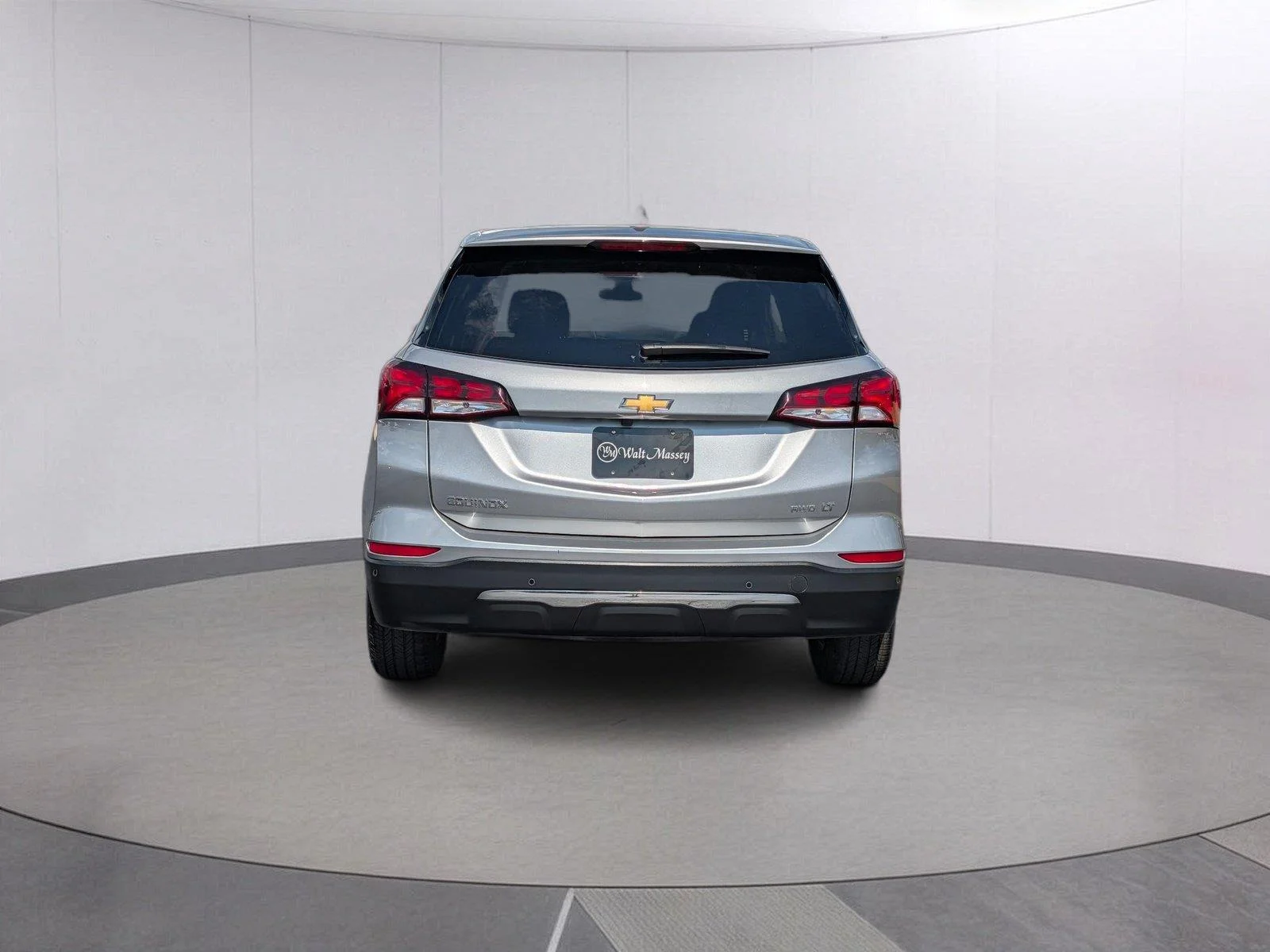 Used 2024 Sterling Gray Metallic Chevrolet LT image 4