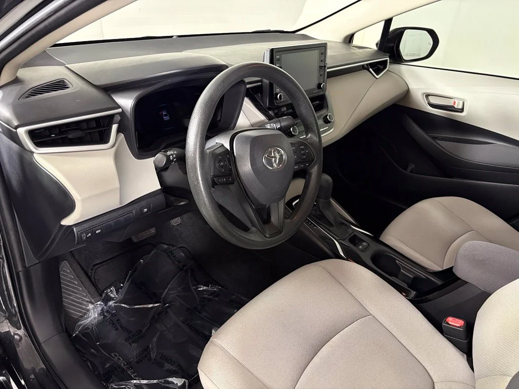 Used 2022 Black Toyota LE image 17