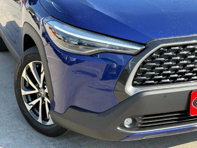 Certified Used 2023 BLUE CRUSH METALLIC Toyota XLE image 33