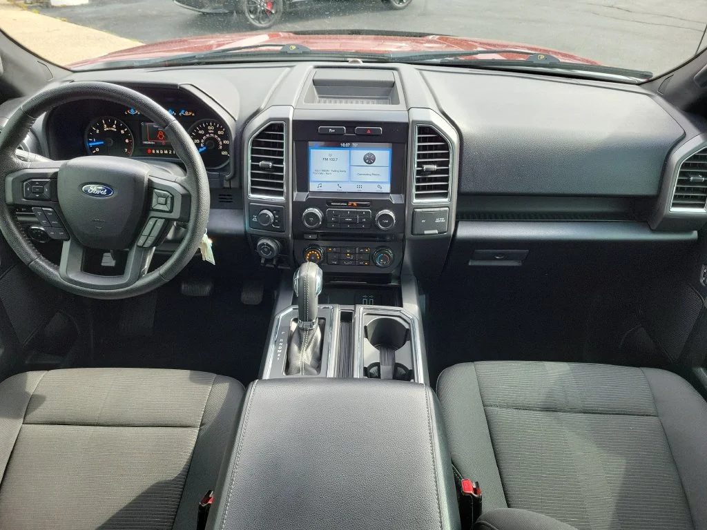 Used 2016 Red Ford XLT image 10