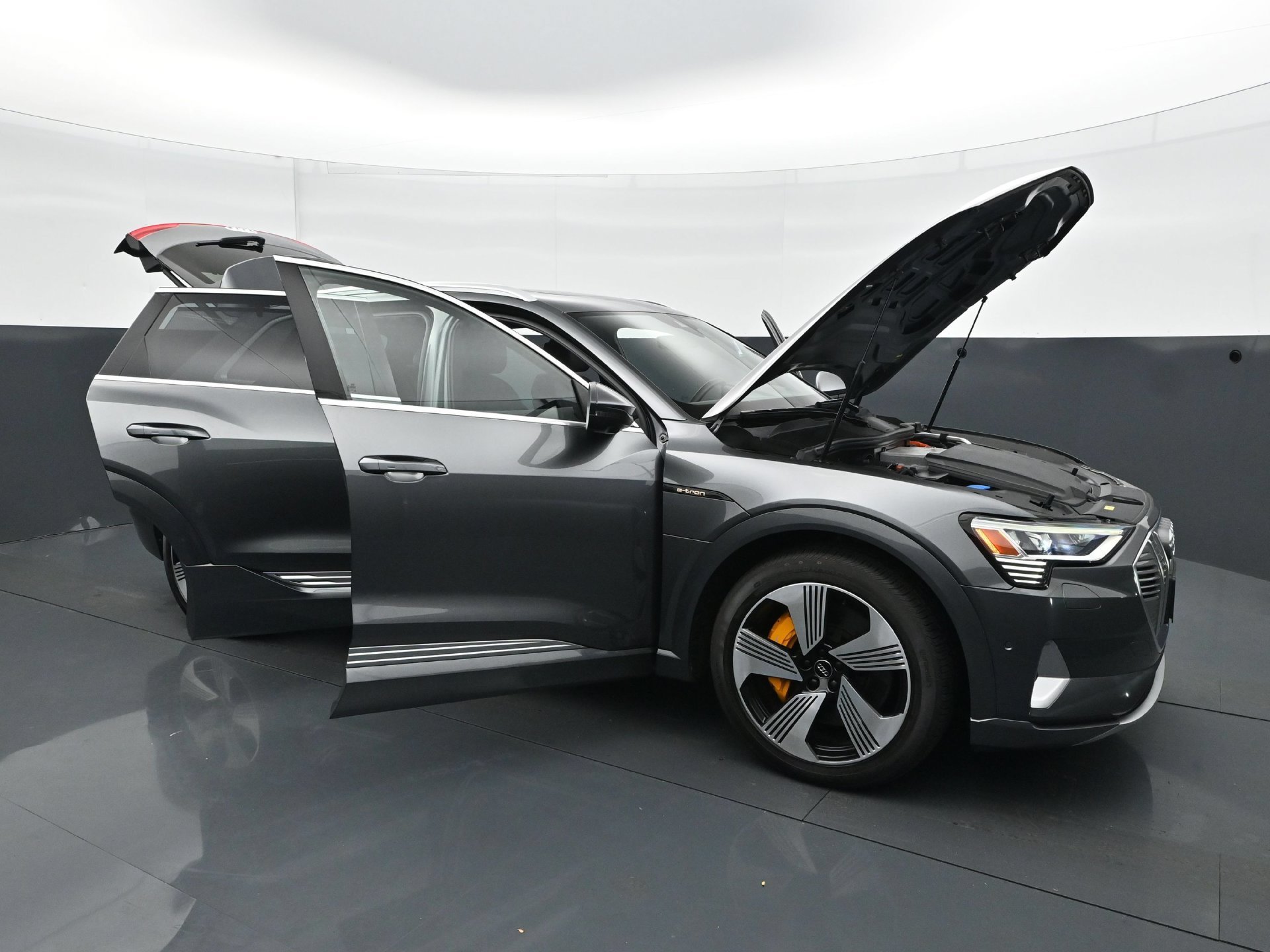 Used 2019 Daytona Gray Pearl Audi Prestige image 40