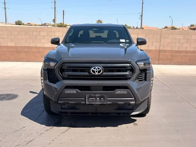 Certified Used 2024  Toyota SR5 image 2