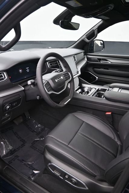 New 2026 Fathom Blue Pearl-Coat Exterior Paint (Late Availability) Jeep Limited Reserve image 7