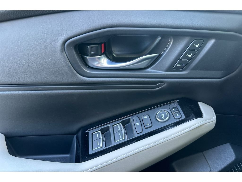 2026 Honda Accord Hybrid Touring - Photo 12