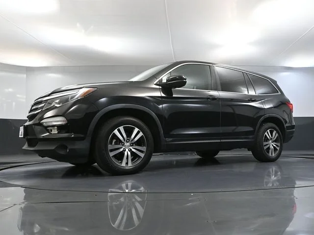 Used 2016 Black Honda EX-L image 54