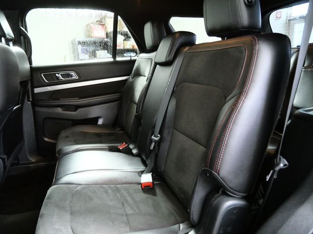 Certified Used 2018 Red Ford XLT image 15