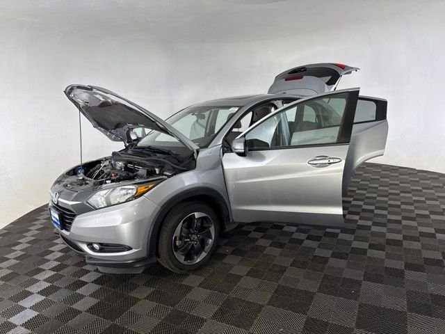 Used 2018 Silver Honda EX image 12