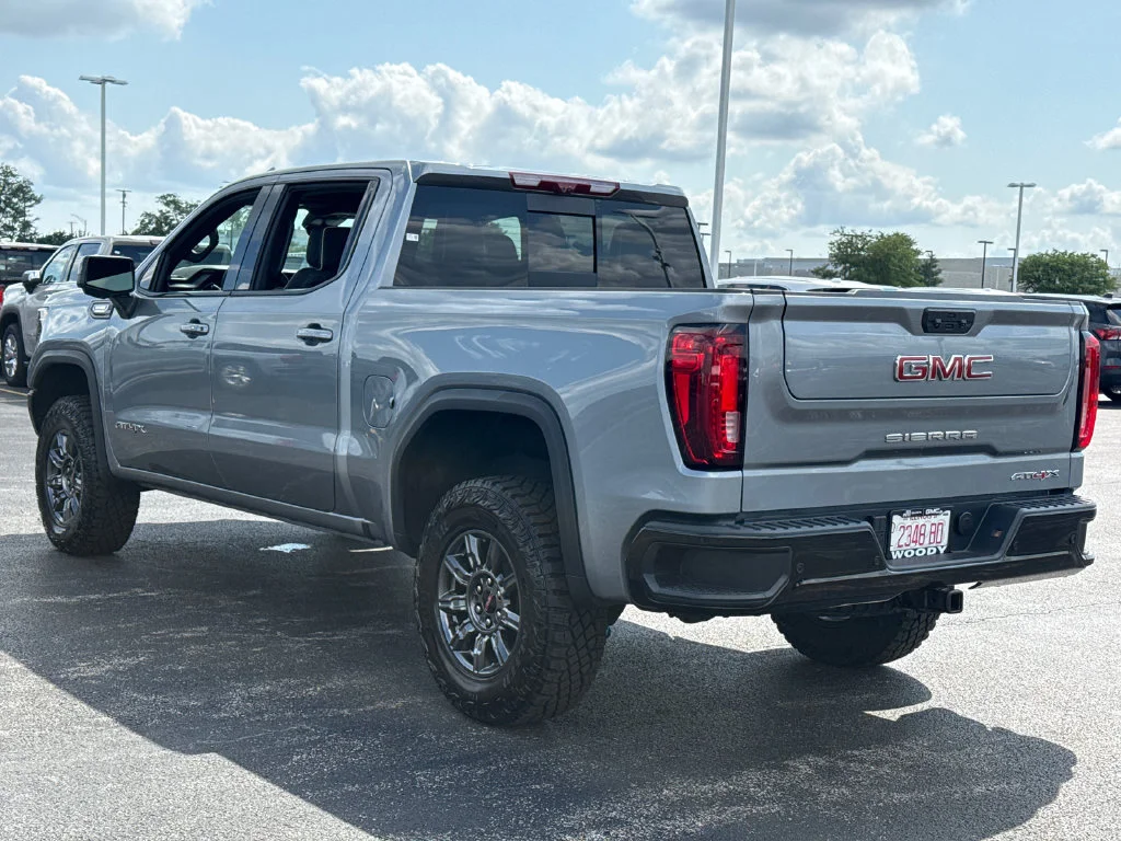 2026 GMC Sierra 1500 AT4X - Photo 10