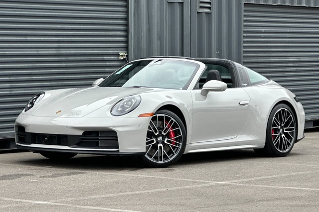 2026 Porsche 911 Targa 4S