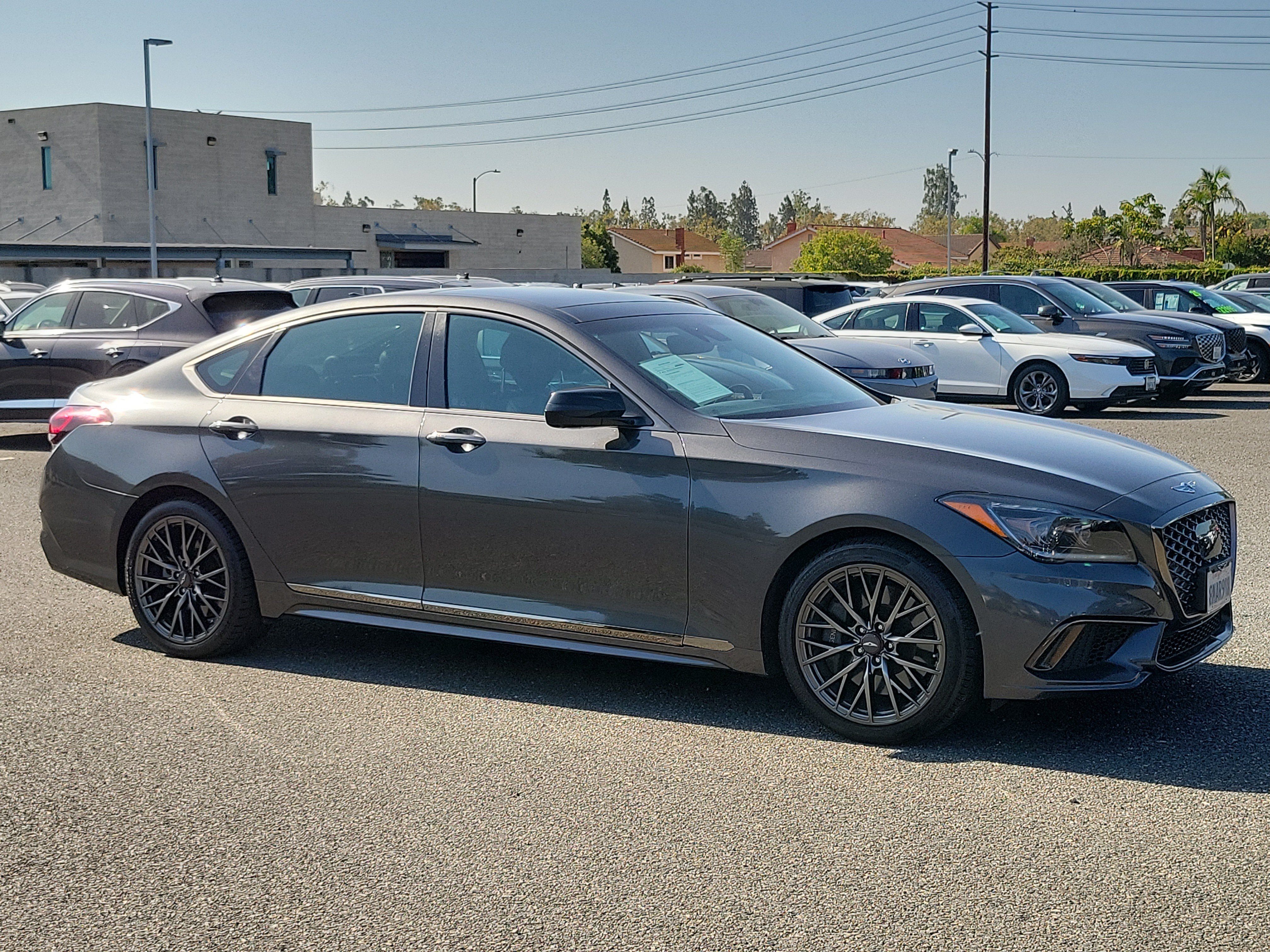 Used 2019 Himalayan Gray Genesis 3.3T Sport image 26