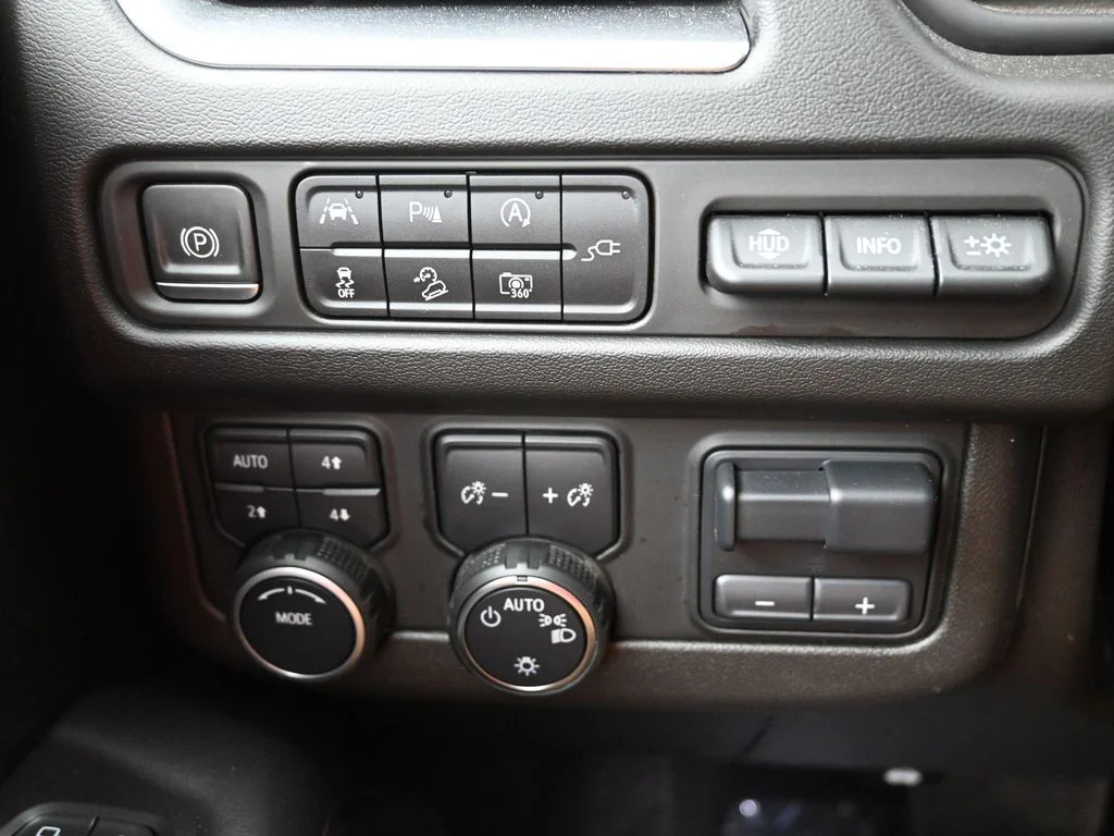 Used 2022 Beige Chevrolet High Country image 16