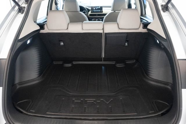 Used 2023 Silver Honda LX image 26