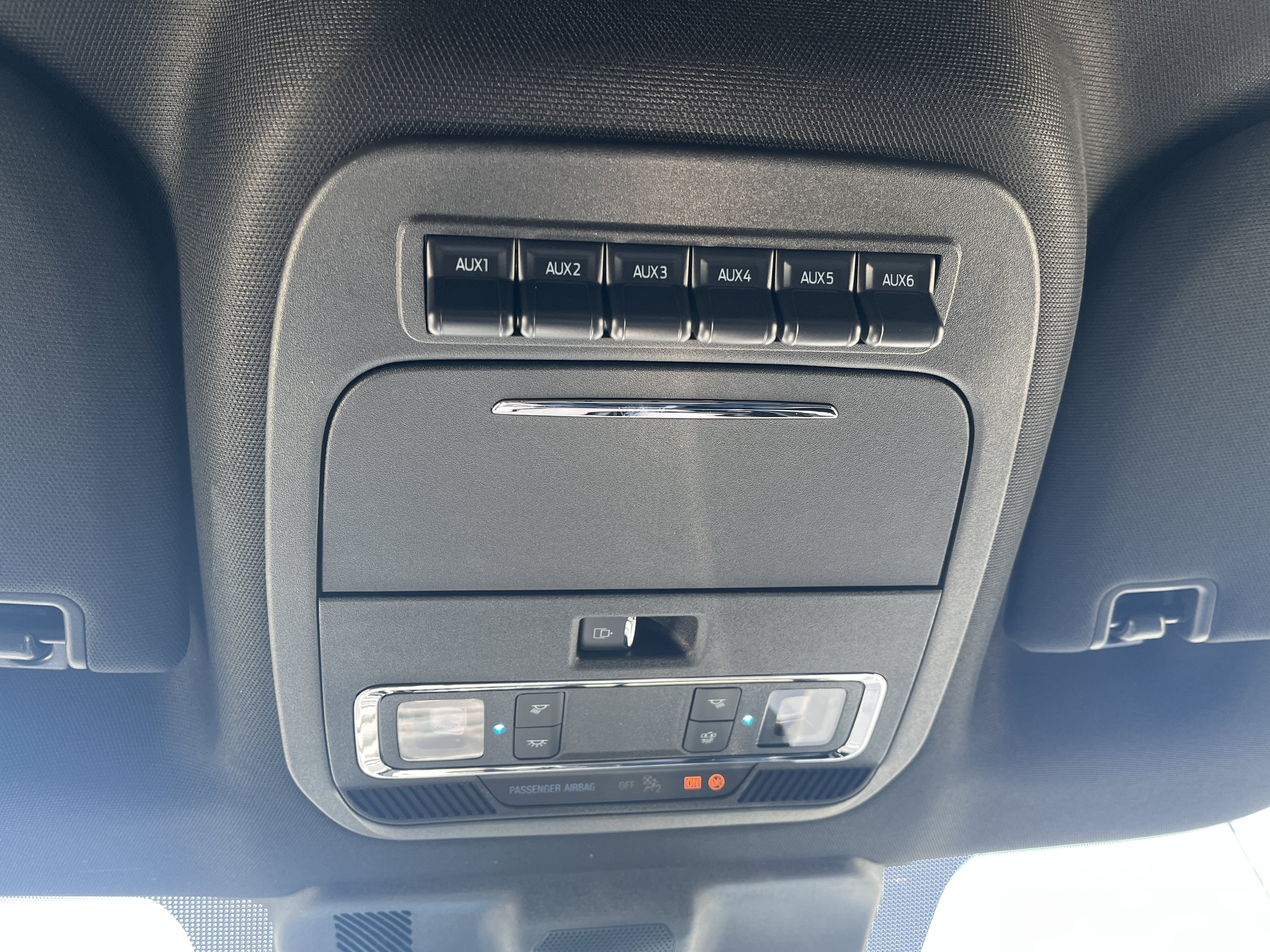 New 2026 Agate Black Metallic Ford F-250® Platinum® image 32
