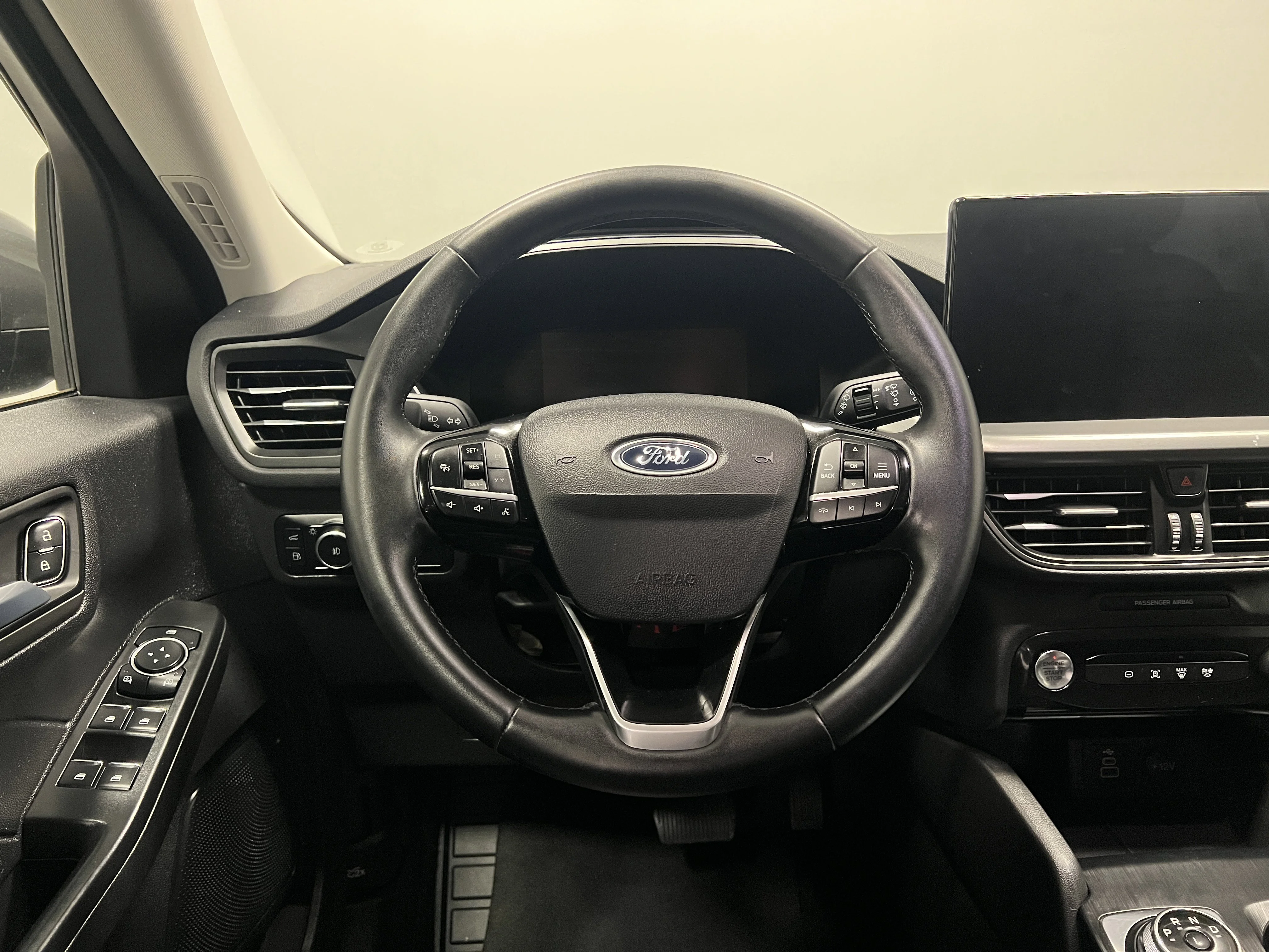 Used 2024 Carbonized Gray Metallic Ford PHEV image 13