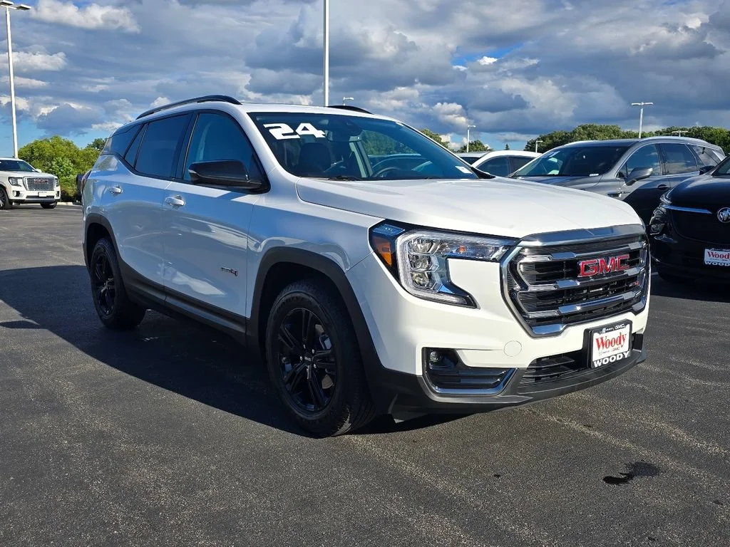 Certified Used 2024 Summit White GMC AT4 image 6