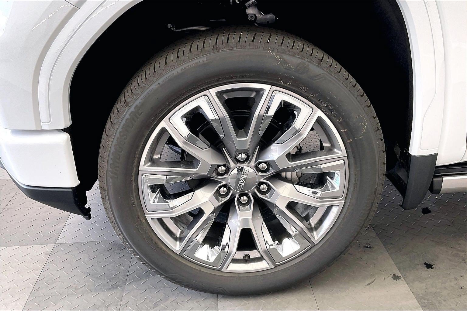 2026 GMC Sierra 1500 Denali - Photo 14