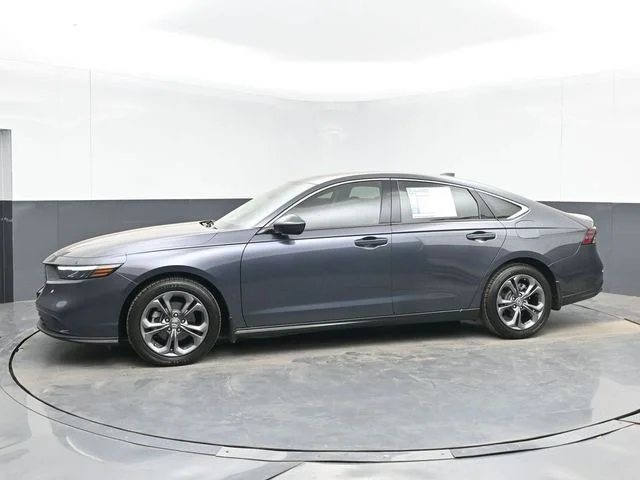 Used 2023 Meteorite Gray Metallic Honda EX image 6