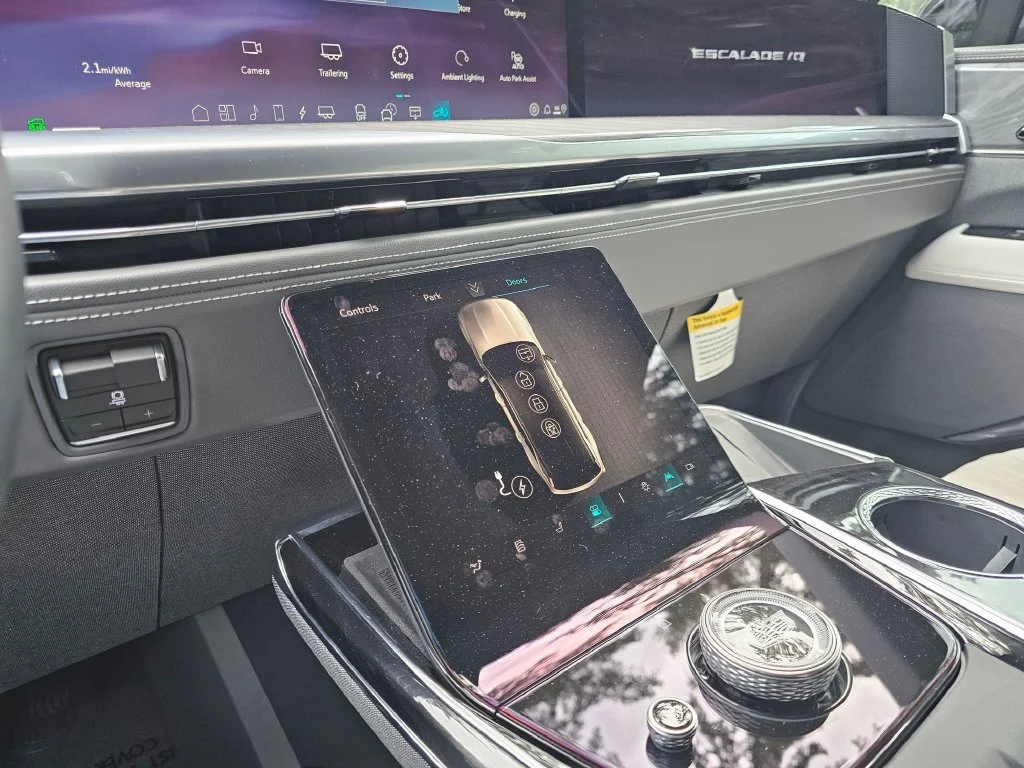 2026 Cadillac Escalade IQ Luxury - Photo 28