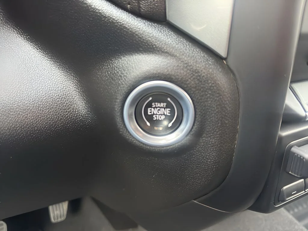 Used 2020 Summit White Chevrolet LT image 24