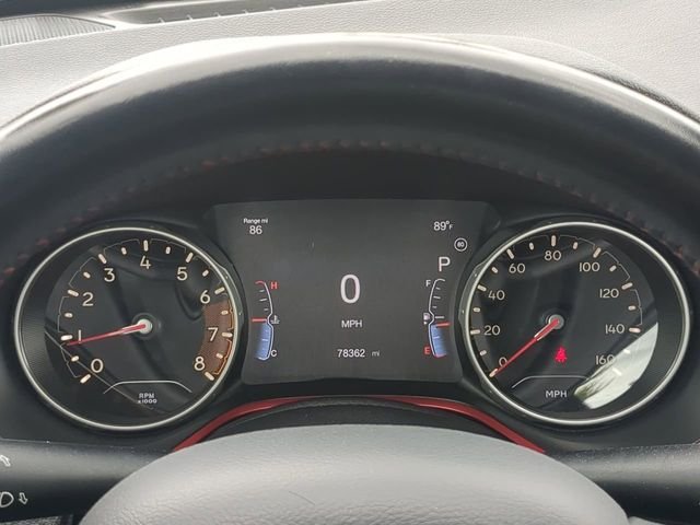 Used 2020 Silver Jeep Trailhawk image 31