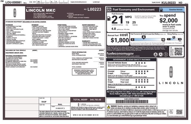 Used 2019 Ingot Silver Lincoln Select image 3