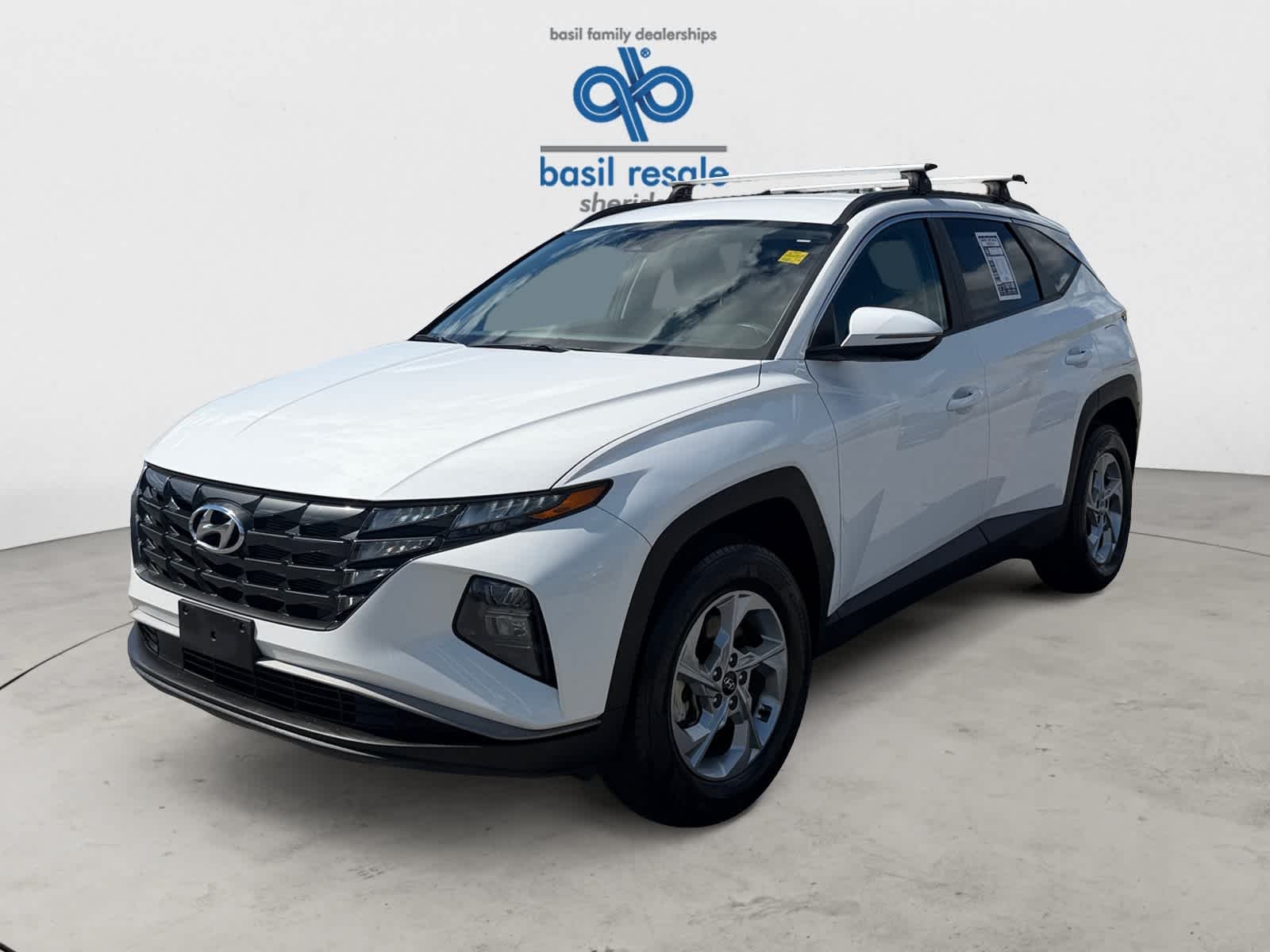 Used 2023 Serenity White Pearl Hyundai SEL image 2