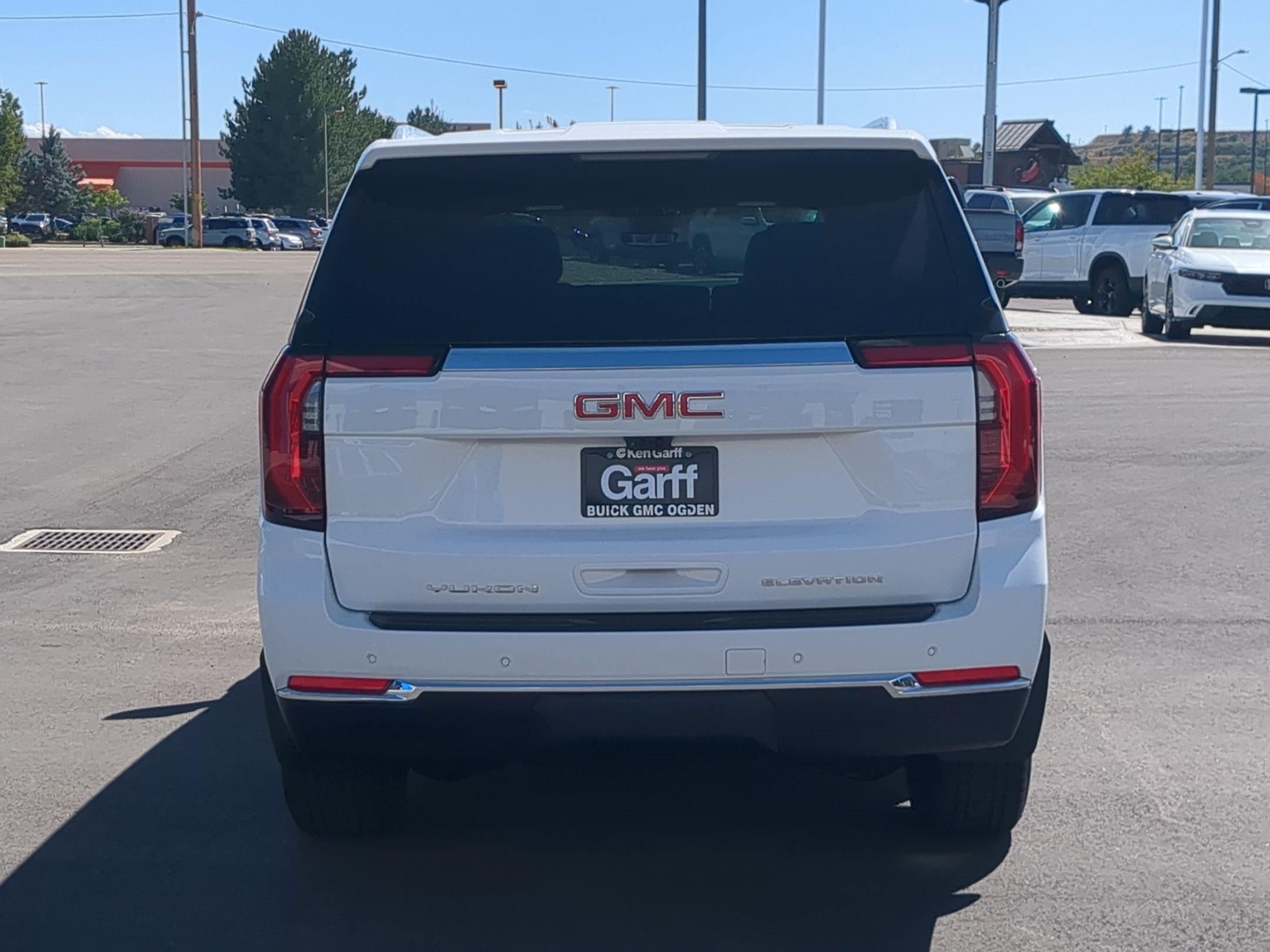 New 2026 Summit White GMC Elevation image 4