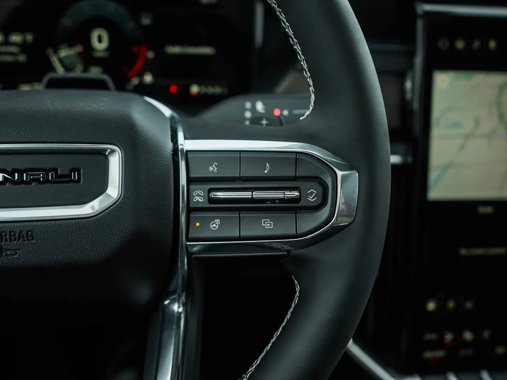 2026 GMC Acadia Denali Ultimate - Photo 22
