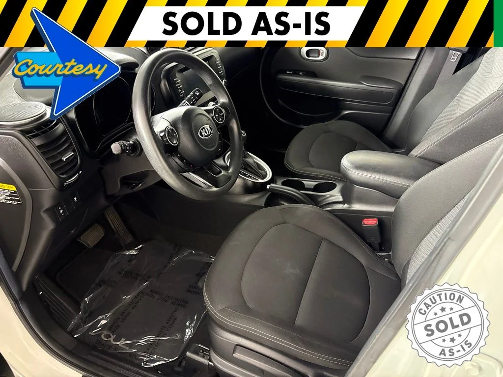 Certified Used 2018 White Kia Plus image 22