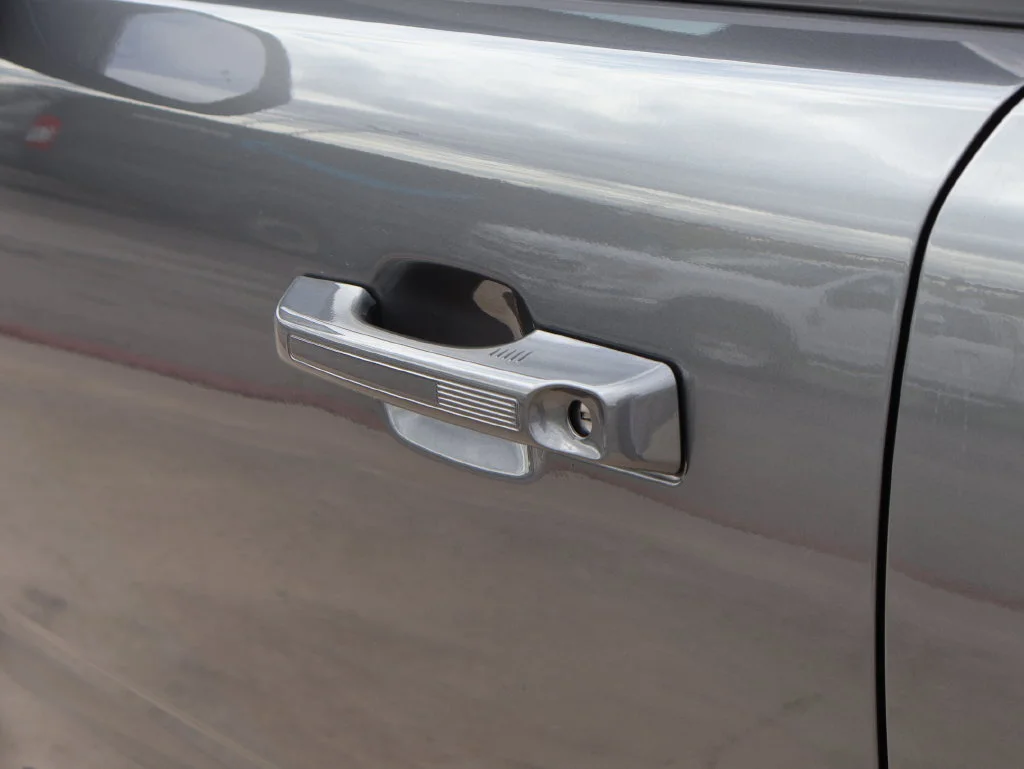 New 2026 Carbonized Gray Metallic Ford Outer Banks® image 18