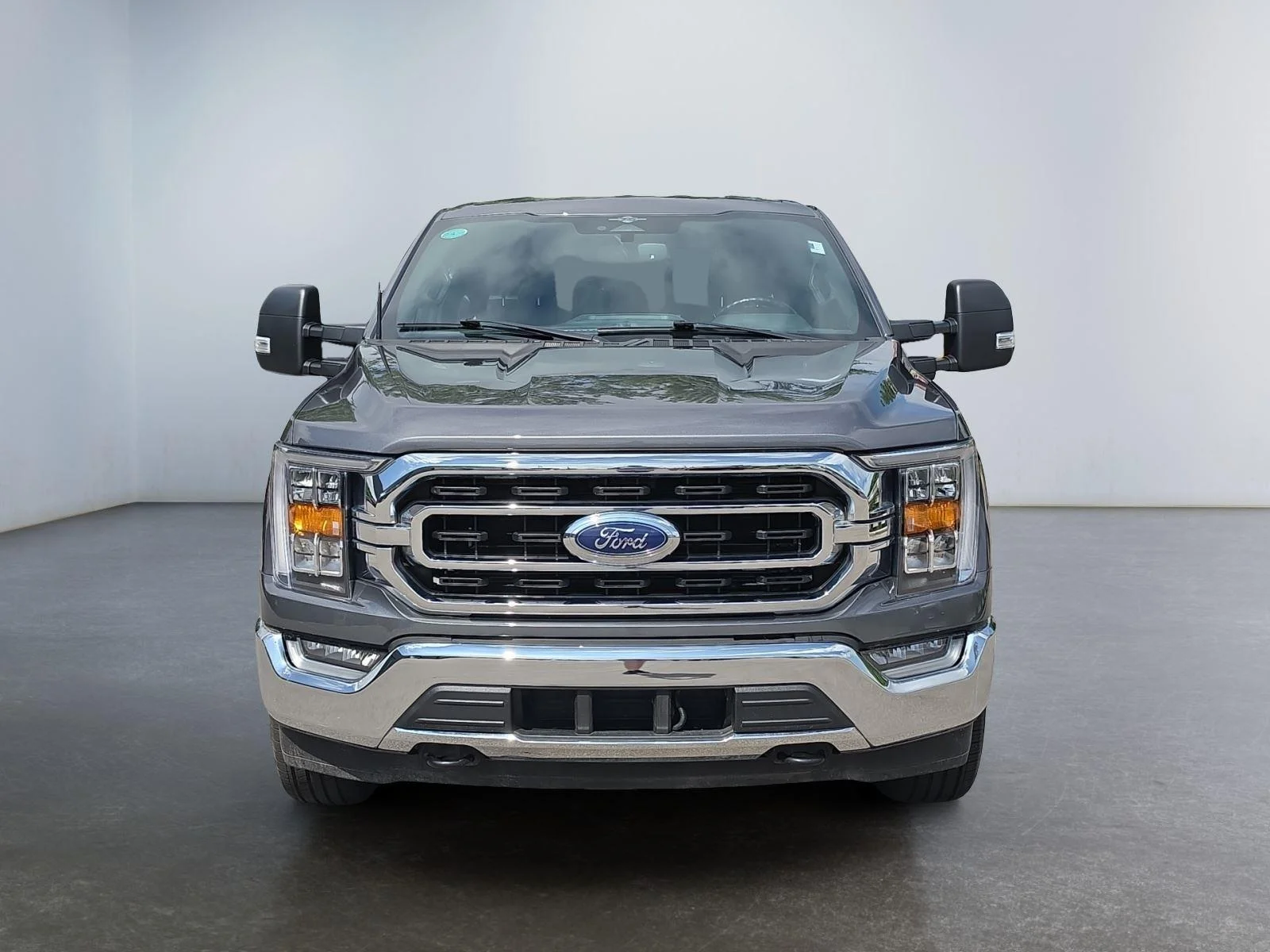 Used 2023 Carbonized Gray Ford XLT image 8