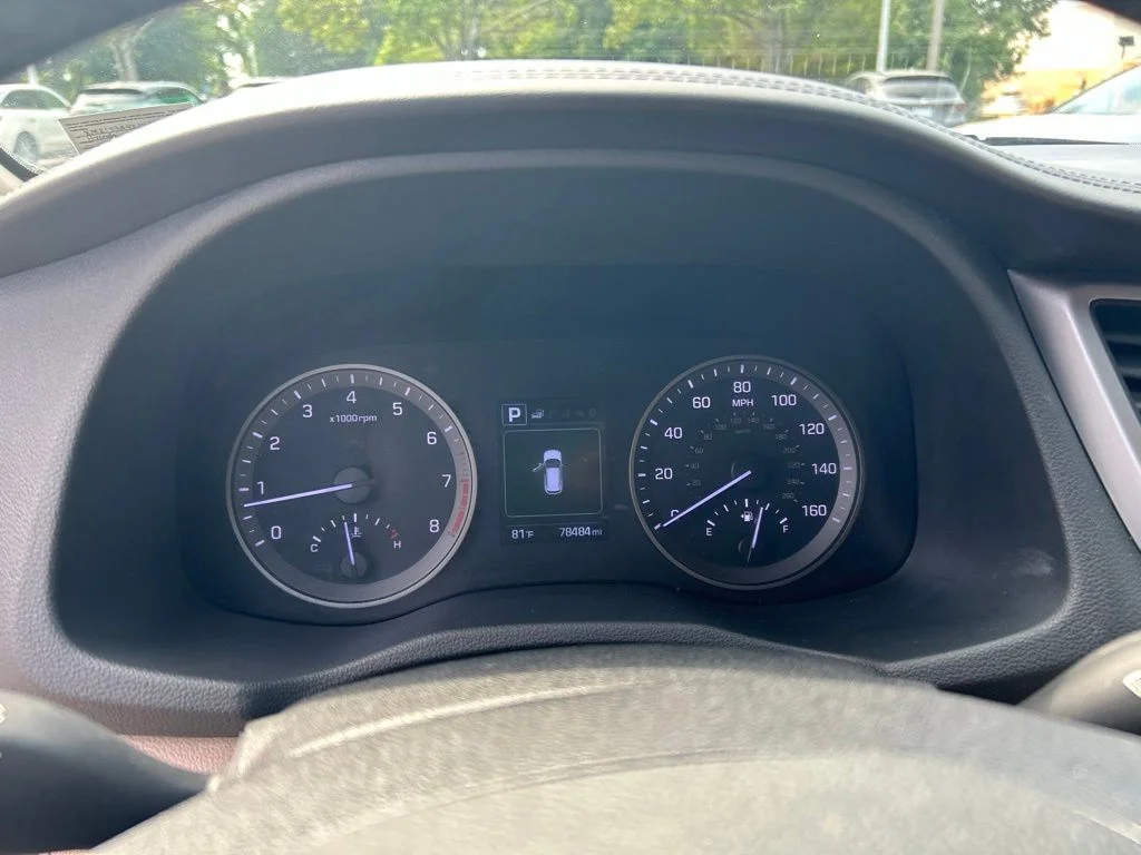 Used 2018 White Hyundai SEL Plus image 10
