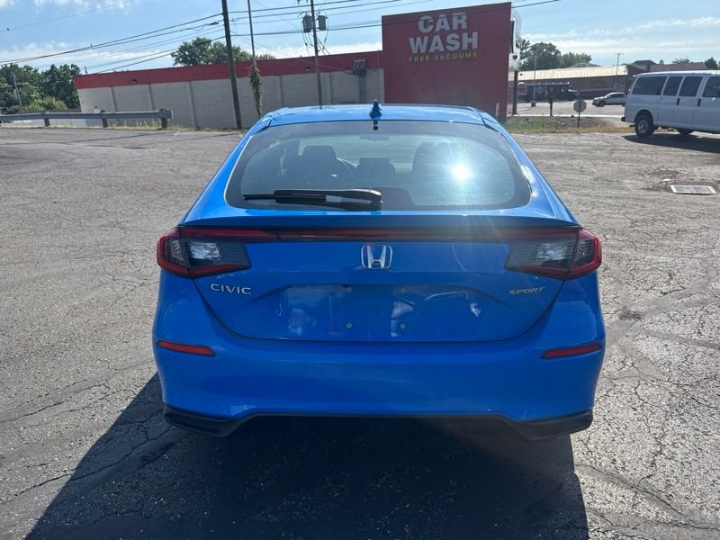 Used 2024  Honda Sport image 6