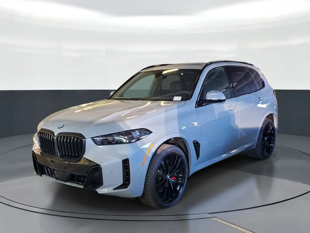 Used 2026 Brooklyn Grey Metallic BMW sDrive40i image 1