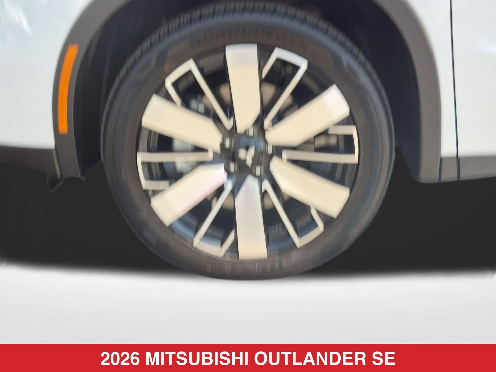 New 2026 White Mitsubishi SE image 11