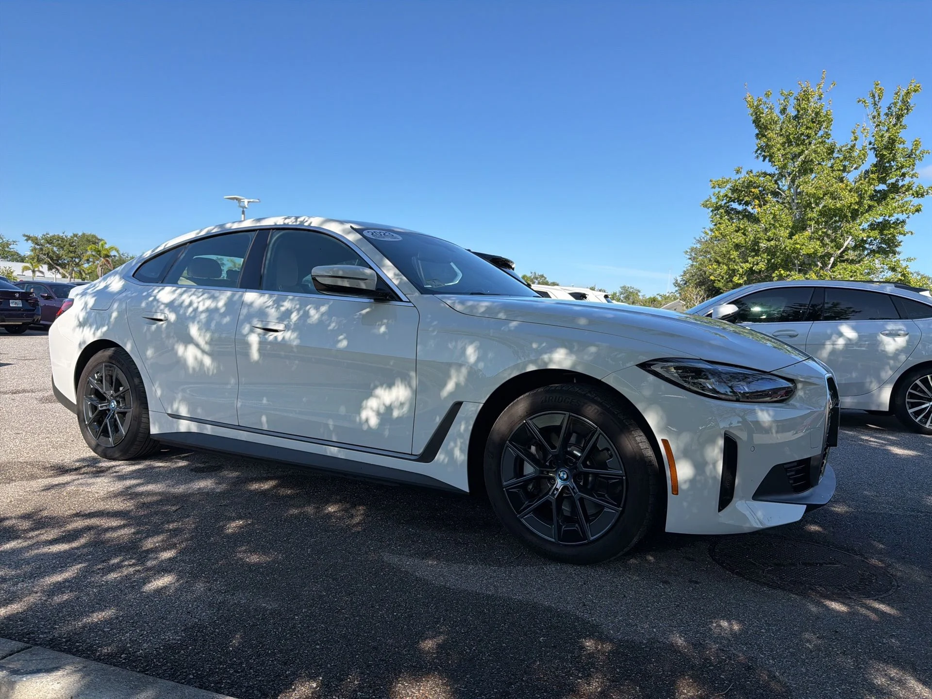 2023 BMW i4 eDrive35's photo