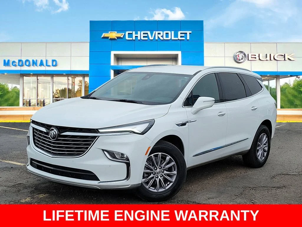2023 Buick Enclave Essence's photo