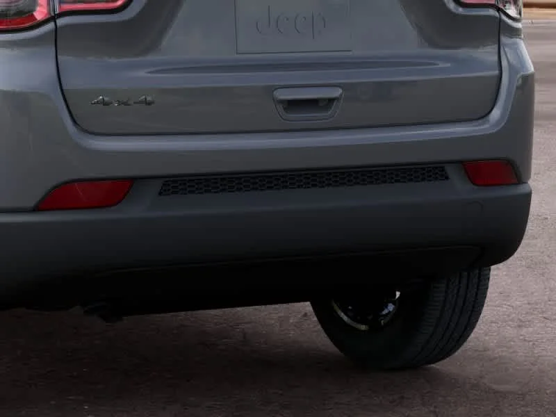 New 2026 Sting-Gray Clearcoat Jeep Latitude Altitude image 13