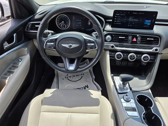 Used 2022 White Genesis 2.0T image 13
