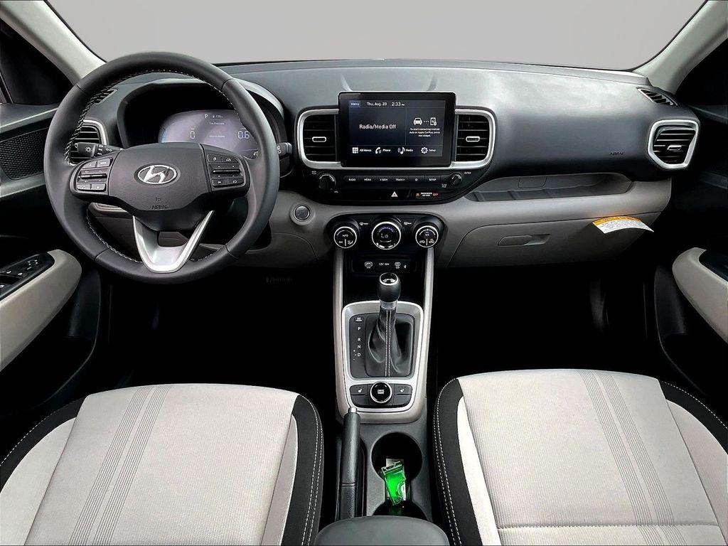 New 2026 Silver Hyundai SEL image 8