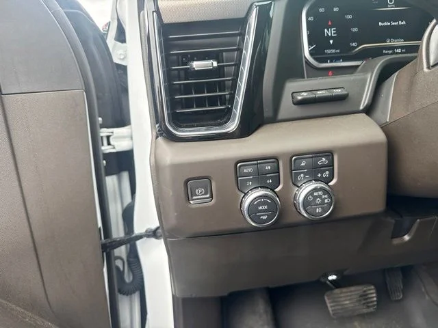 Used 2024 White GMC Denali image 20