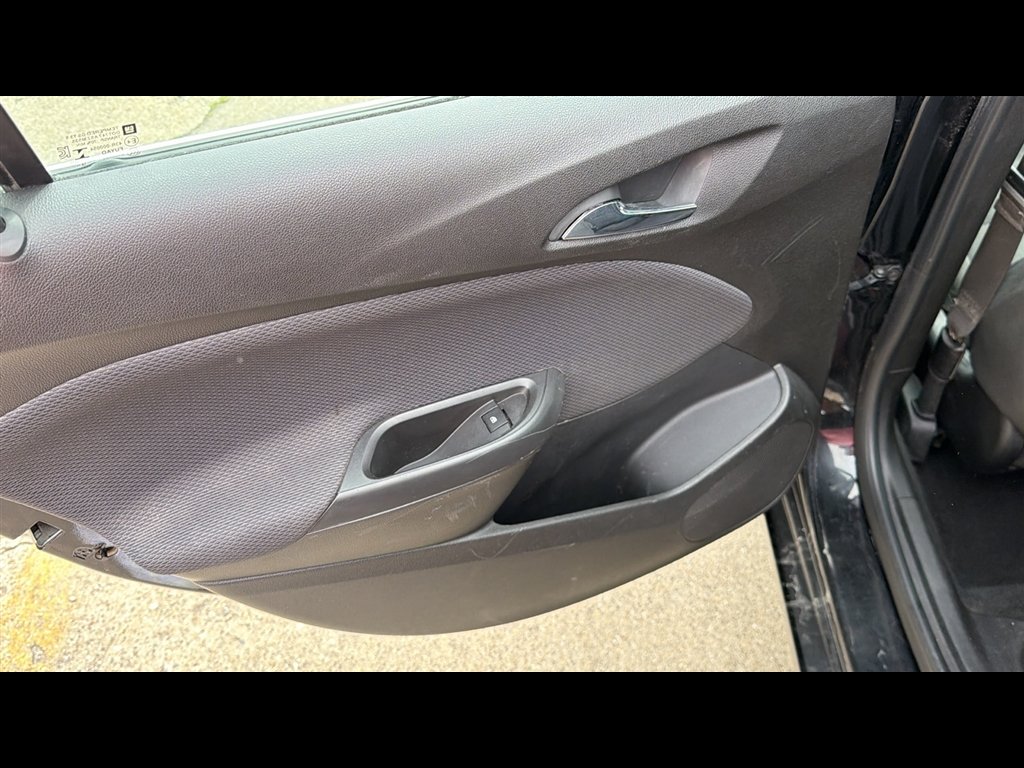 Used 2019 Mosaic Black Metallic Chevrolet LT image 21