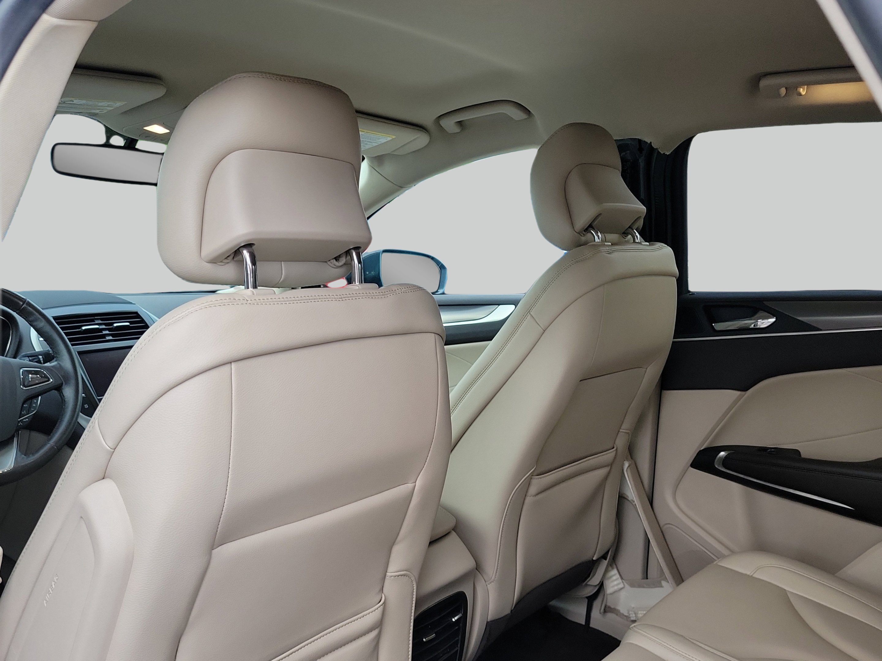 Used 2019 Sea Green Lincoln Standard image 11