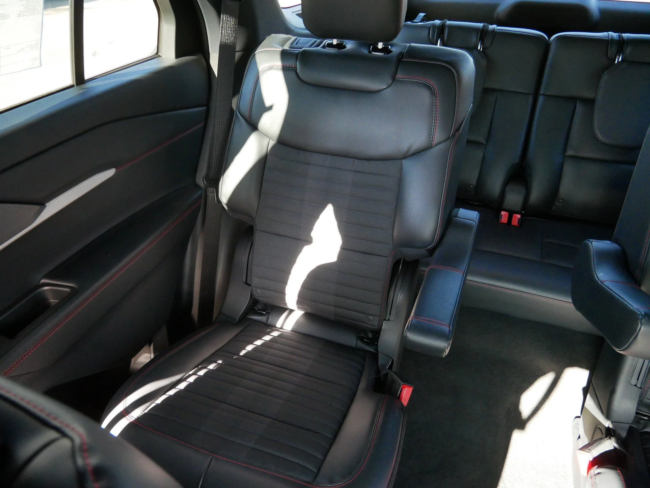 New 2026 Agate Black Metallic Ford ST-Line image 12
